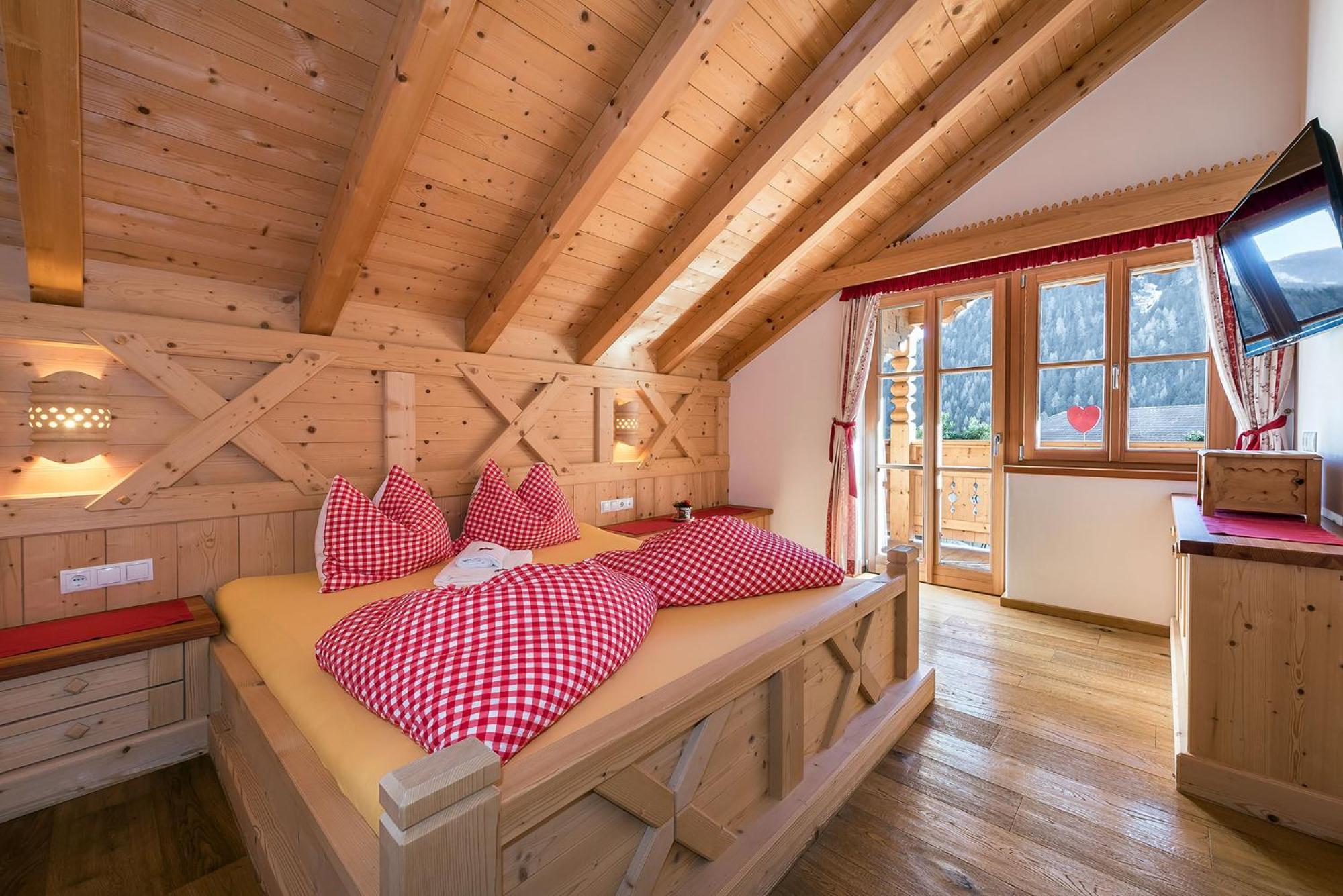 Chalets Almdorf Haidenberg Brunico Phòng bức ảnh